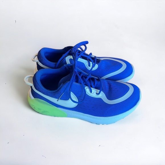 NWOT Nike Joyride Run Youth Royal Blue/White/Volt Size 5.5 - Picture 3 of 11
